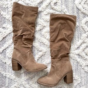 Universal Thread Women's Knee High Tan Faux Suede Boots Size 7.5